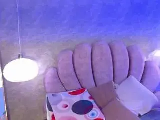Bellaasanders  live sex cam