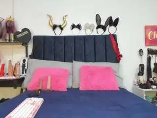 Emmily-giraldo  live sex cam