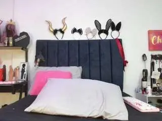Emmily-giraldo  live sex cam