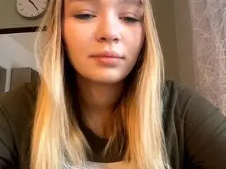 Lucieyamamoto  live sex cam