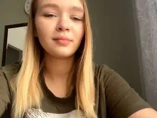 Lucieyamamoto  live sex cam