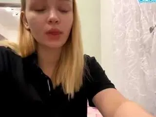 Lucieyamamoto  live sex cam