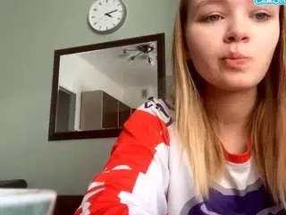 Lucieyamamoto  live sex cam