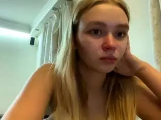 Lucieyamamoto  live sex cam