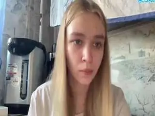 Lucieyamamoto  live sex cam