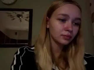 Lucieyamamoto  live sex cam