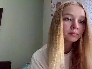 Lucieyamamoto  live sex cam