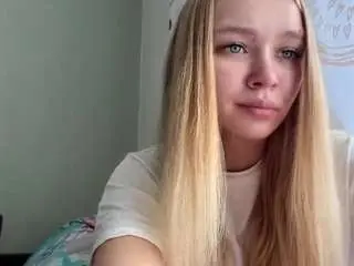 Lucieyamamoto  live sex cam