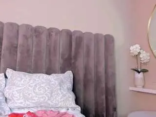 Mariamore  live sex cam