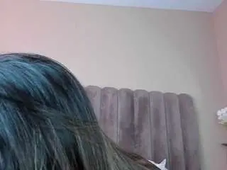 Mariamore  live sex cam