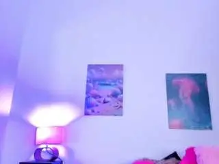 Mia-purplee  live sex cam