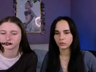 Nekky-mouse  live sex cam