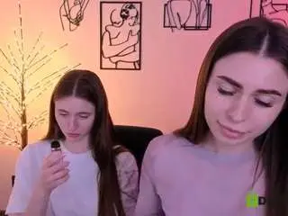 Nekky-mouse  live sex cam