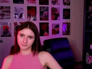 Nekky-mouse  live sex cam