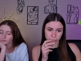 Nekky-mouse  live sex cam