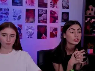 Nekky-mouse  live sex cam