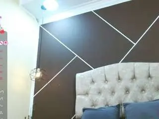 Scarlethott  live sex cam