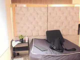 Weirdsativa  live sex cam