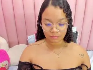 Zoe-maria  live sex cam