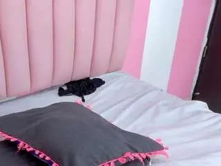 Zoe-maria  live sex cam