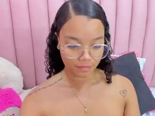 Zoe-maria  live sex cam