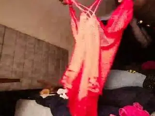 Curvymelanin  live sex cam