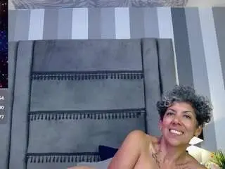 Julianewell  live sex cam