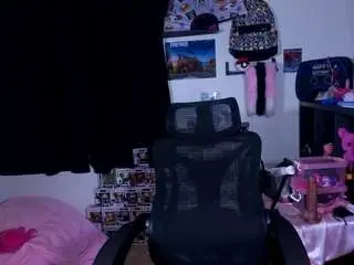 Karliekayozz  live sex cam