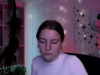 Kiki-yourlove  live sex cam