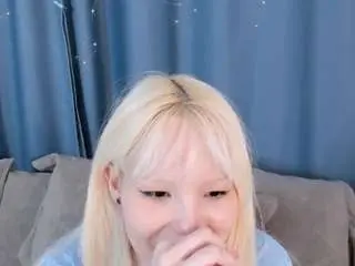 Kimberliwilenkin  live sex cam