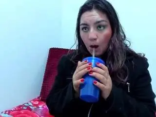 Lexyy24  live sex cam