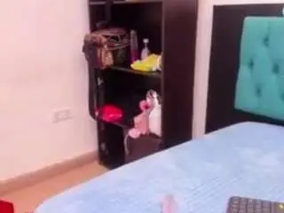 Lexyy24  live sex cam