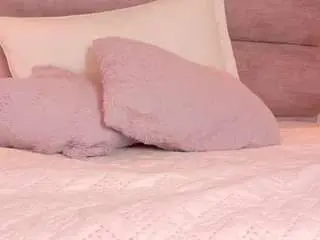 Miacullens  live sex cam