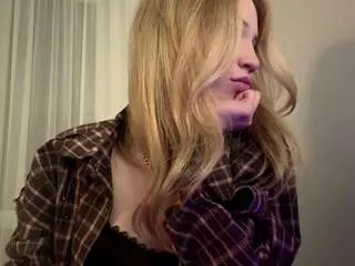Adellhurlbut  live sex cam