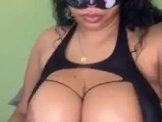 Coco-minx  live sex cam