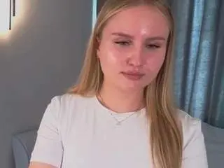 Connieeholt  live sex cam