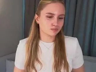 Connieeholt  live sex cam