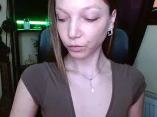 Emillyplay  live sex cam