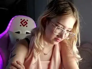 Frediapolio  live sex cam
