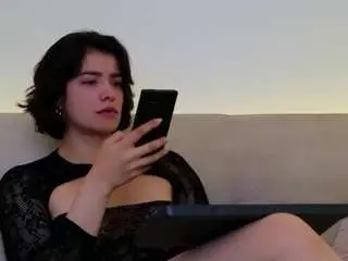 Itsanniemonroe  live sex cam