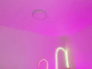 Joycethompson  live sex cam