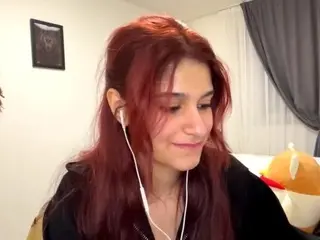 Juliennegissler  live sex cam