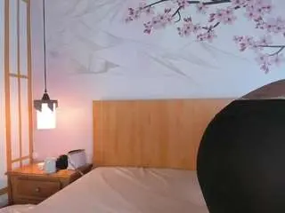 Laura-torrees  live sex cam