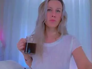 Nikakisa  live sex cam