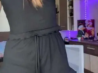 Shantellpoppo  live sex cam