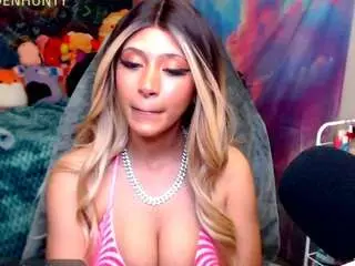 Thegoldenhunty  live sex cam