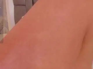 Zharia-lux25  live sex cam