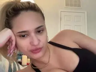 Angelyoga  live sex cam