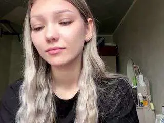 Kristingoehringer  live sex cam