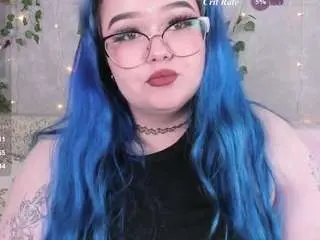 Lilmilkylilly  live sex cam